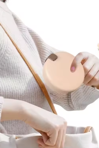 Powerbank LUXTECH 4 w 1 – lusterko do makijażu – światło LED – ogrzewacz dłoni